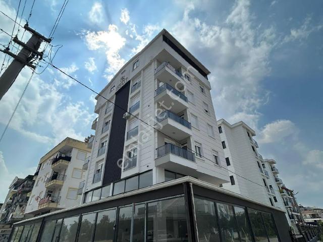 Aktoprak Mah 2+1 Katta Sıfır Market Ulaşım Konumunda Tramvaya 200 Metre