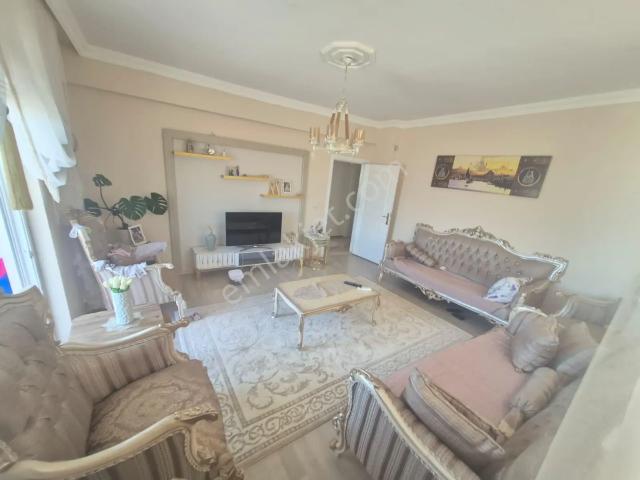 Aktoprak Mahallesi 2.kat 2+1 110 M2 Havuzlu Sitede Satılık Daire