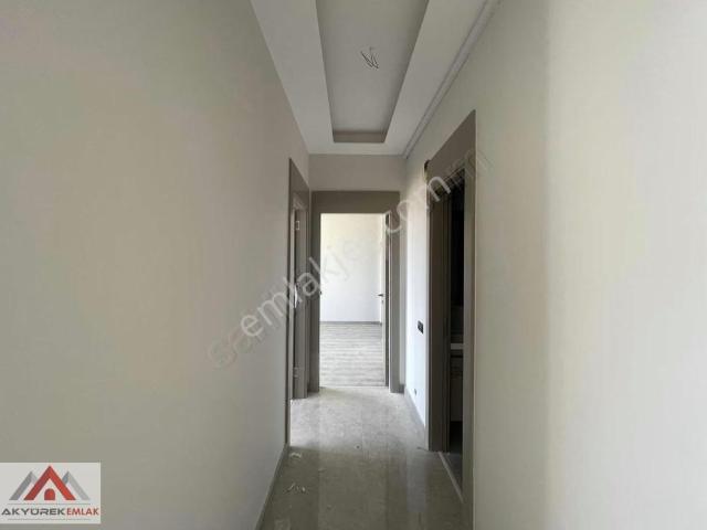 Akyürek Emlaktan Akdeniz Mah. 2+1 Kiralık