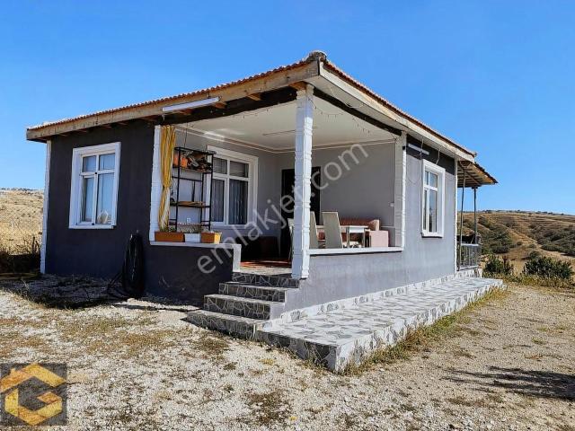 Akyurt'ta Geniş Bahçeli Hobi Evi