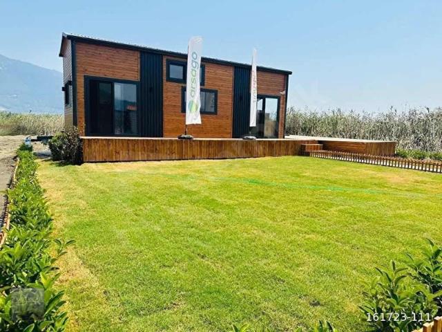 AKYAKADA 257 m2 SON 2 ADET KOPARATİF HİSSESİ
