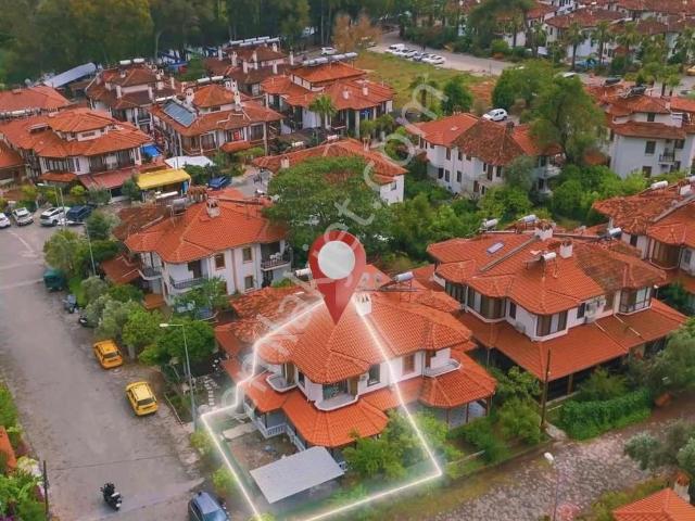Akyaka'da Akyaka Azmaka Yürüme Mesafesinde Müstakil Bahçeli Ev