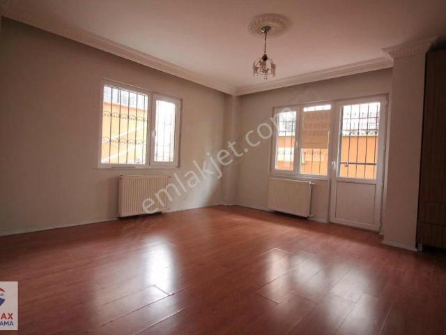 Akyakapark Avm Ye Komşu 1+1 70 M2 Otoparklı Daire