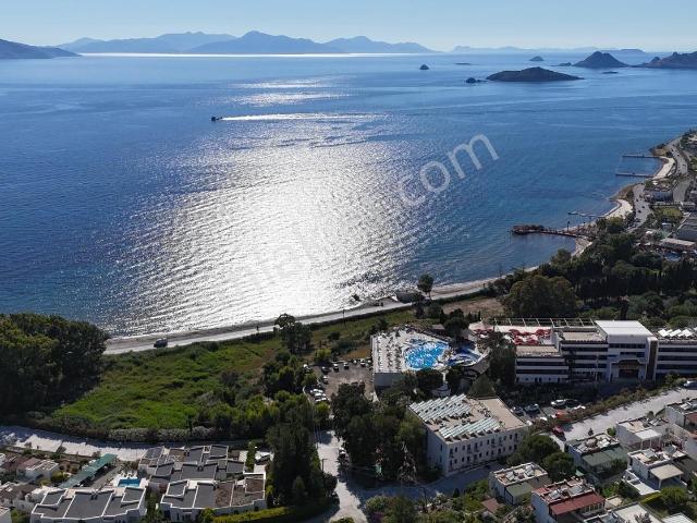 Akyarlar'da,özel Plajlı,deniz Manzaralı,müstakil Bahçeli Villa