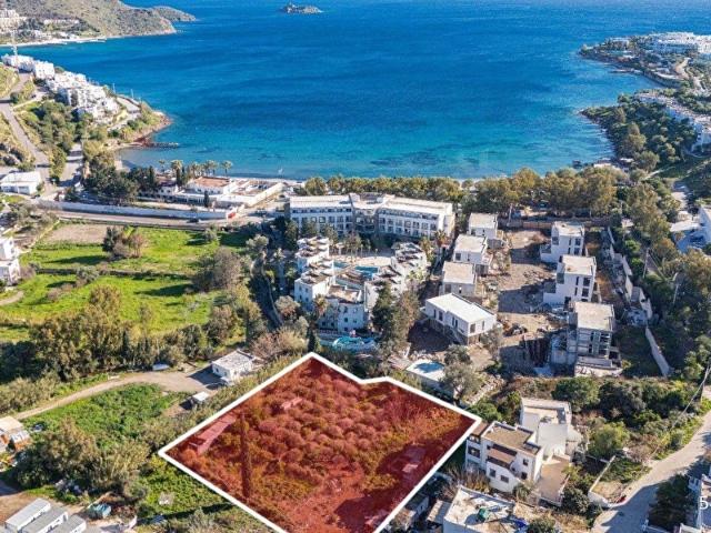 Akyarlarda Denize Yürüme Mesafesinde, Ticari İmarlı Yatırımlık Arsa