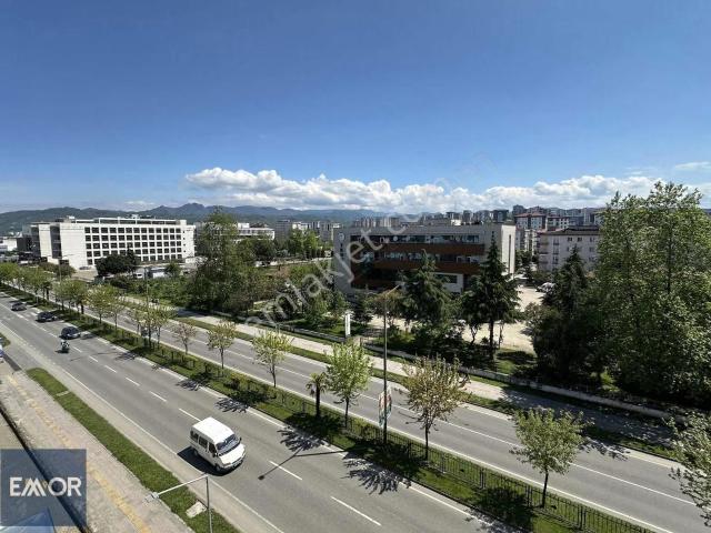 Akyazı Mahallesi 145m2 Ayrı Mutfaklı Asansörlü 3+1 Kiralık Daire