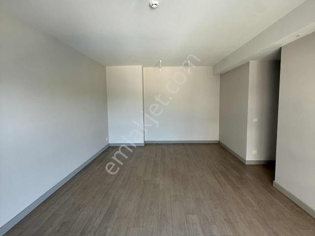 Akzirve Strada 2 Projesinde 2+1 Kiralık Daire