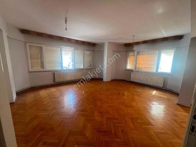 Ahmet Yesevi Okulu Yanı Kiralık Daire