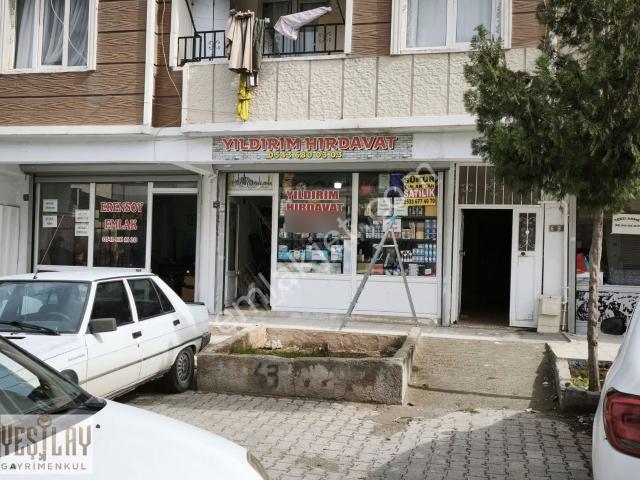 Ahmet Yesevide Satılık Dükkân