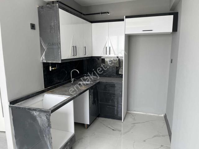 Ahmet Zenbilci Blv. 2+1 Doğalgaz Kombili Dairemiz Kiralıktır
