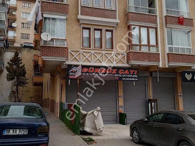 Ahmet Şefik Kolaylı Caddesinde Ara Kat 3+1 Kiralık