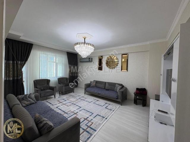 Ahmet Kaya Caddesinde Sıfır Ayarında 3+1 Daire