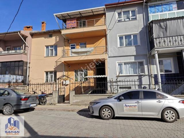 Şahan'dan Bağlıkta Satılık 2 Katlı Müstakil Ev Ve Arsa