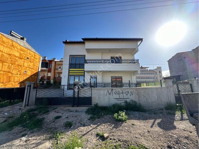 Şahbaz Emlak’tan Alibaba Mahallesi’nde Satılık Lüks Villa