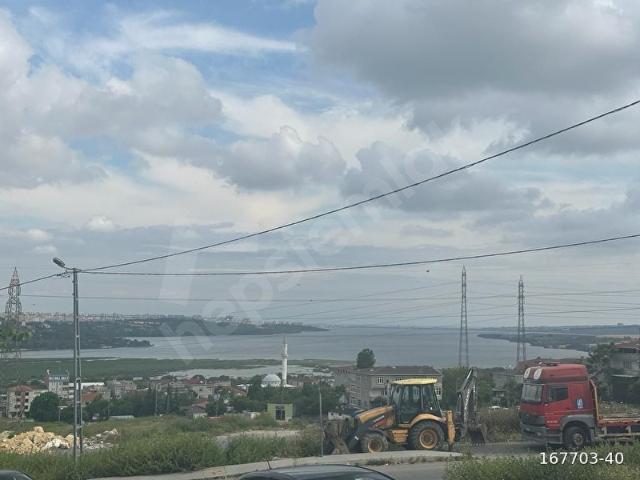 ŞAHİNTEPE DE ANA CADDE YANI 184 M2 ARSA