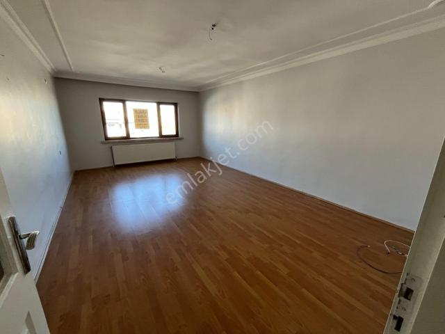 Ahimesut Altınöz Sitesi 4.arakat Kiralık 3+1 Park Manzaralıdaire