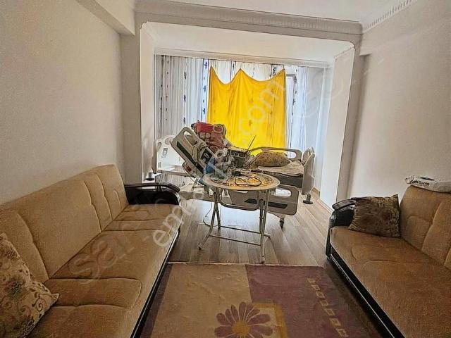 Şahin İnşaat. esenyurt. 2+1. balkonlu. 85m2. 4.kat