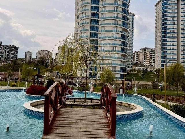 Şahincili Azak Tower'da Deniz Manzaralı, Havuzlu 3+1 Lüks Daire