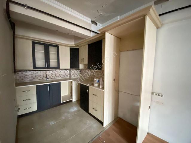 Şahincilide Acil Satılık 95 M2 2+1 4.kat Beton Çatı Katı