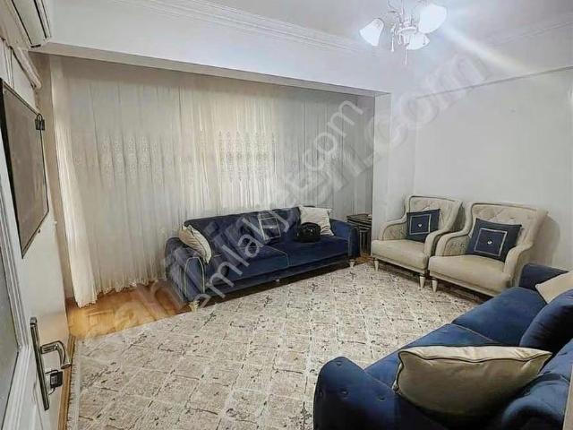 Şahinbey Belediye Karşısı Kolejtepede Satılık 2+1 Asansörlü