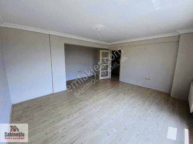 Şahinoğlu Emlakdan Şiremirçavuşda Kiralık 3+1 Daire