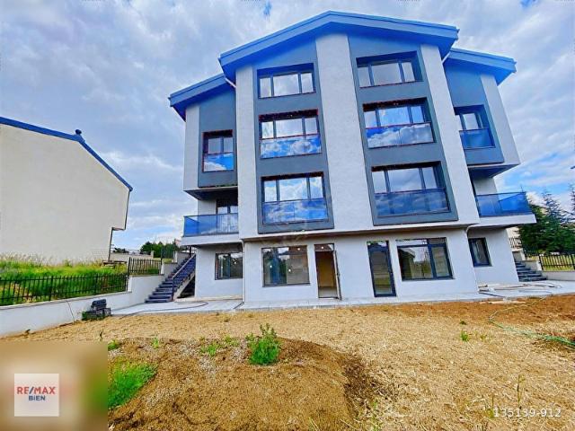 Ahlatlıbel Öysekent 5+2 Manzaralı Anayola Bitişik İskanlı Villa