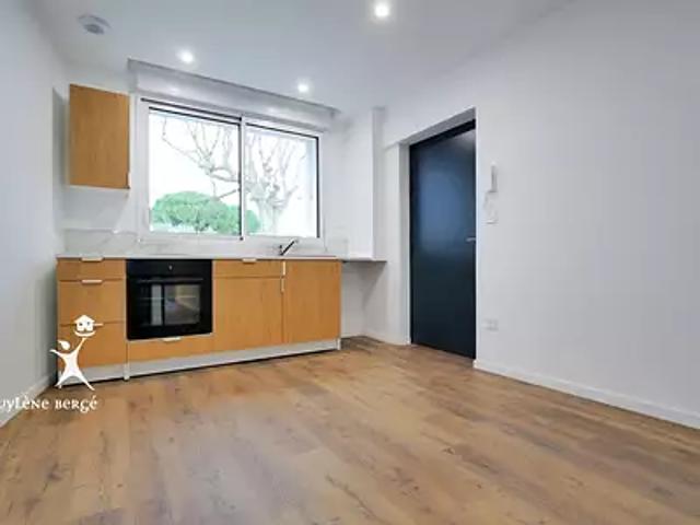 Aimargues 30470 Location appartement 2 pièces t2 au dernier étage