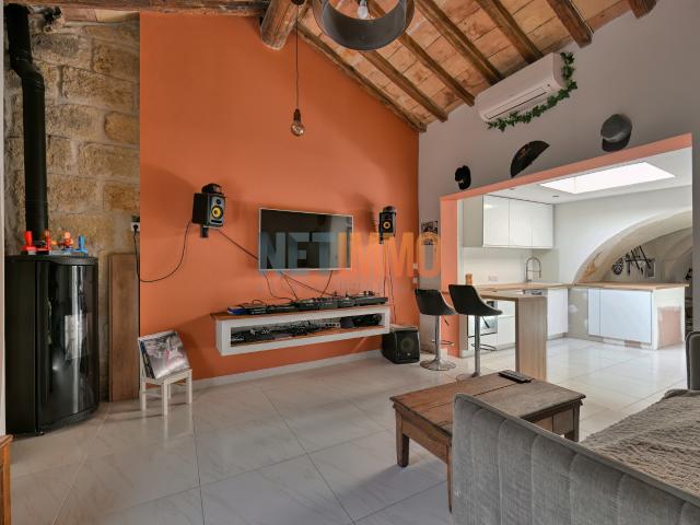 Aimargues Maison de village