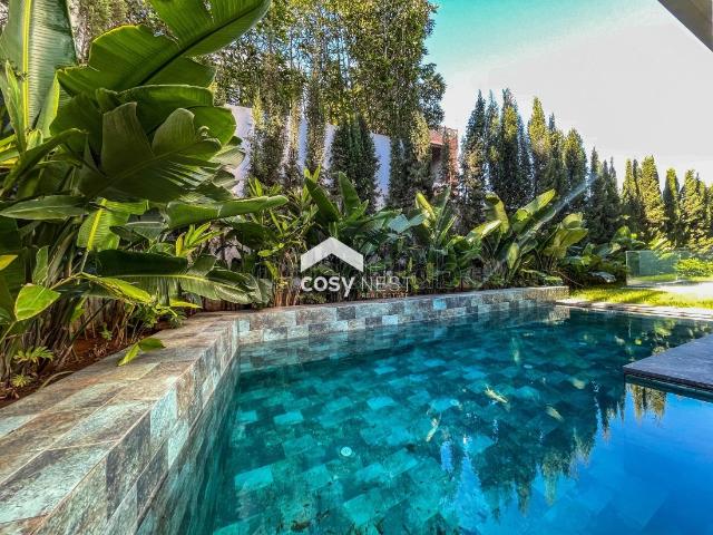 Ain Diab, villa de luxe avec une belle terrasse et jardin