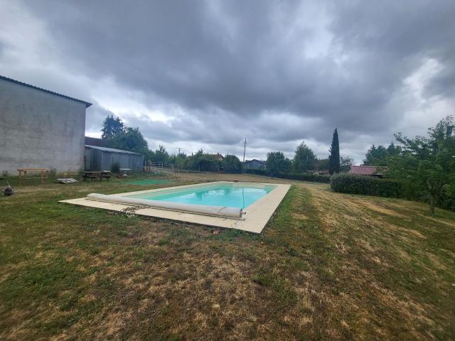 Ainay le Château Vente Terrain 03