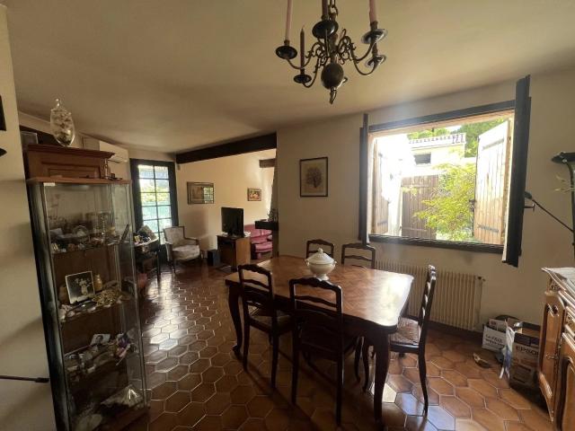AIGUERELLES / NOUVELLE MAIRIE – Maison d’architecte 6 pièces ave