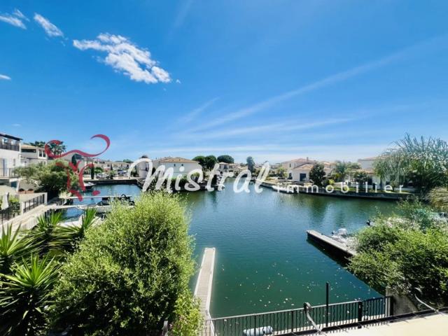 AIGUES MORTES MARINA 3 CHAMBRES ET APPONTEMENT + PARKING