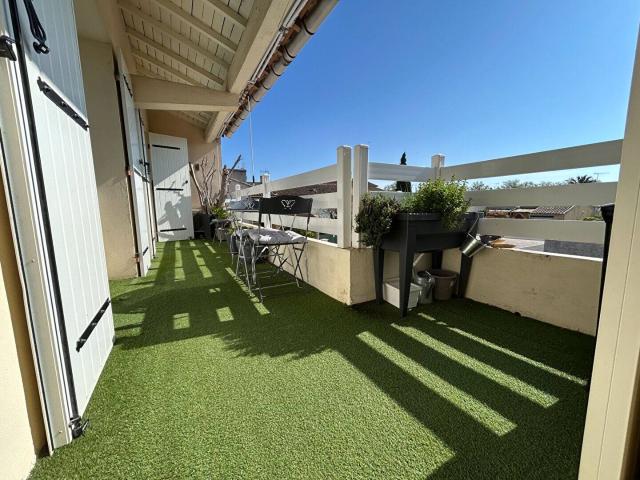 Aigues Mortes Appartement 2 chambres Grand jardin et Ba