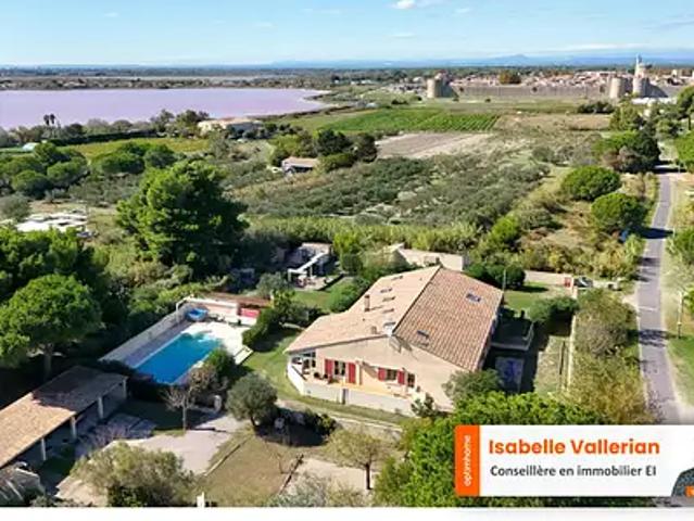 Aigues Mortes 30220 Achat / Vente maison 18 pièces t18 piscine terrasse