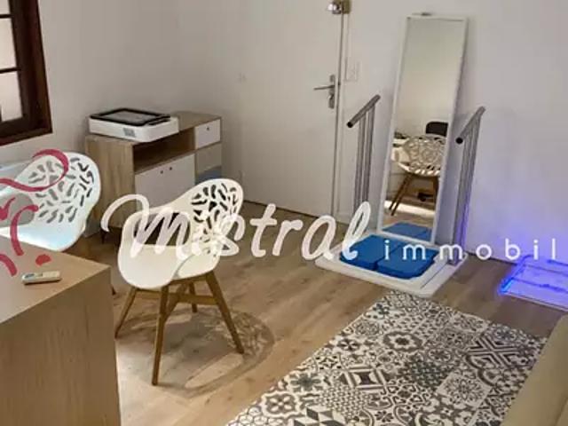 Aigues Mortes 30220 Location divers