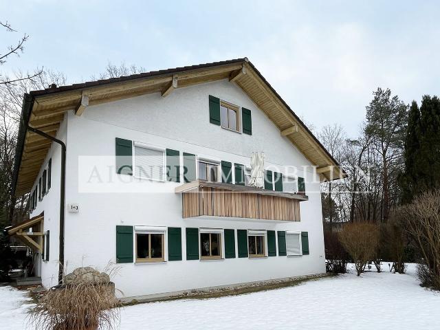 AIGNER Gepflegtes Mehrfamilienhaus in ruhiger Seitenstraße in Ottobrunn