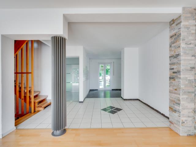 AIGNER Modernisiertes Reihenmittelhaus in ruhiger Lage – Ihr neues Zuhause wartet!