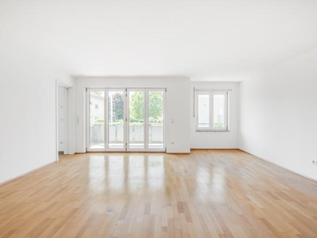 AIGNER Sehr gut geschnittene 4 Zimmer Wohnung mit Balkon in zentraler Lage in Dachau!