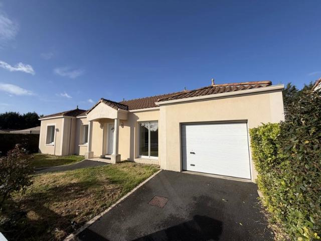 AIGREFEUILLE sur MAINE plain pied 134 m2 dans bel environnement