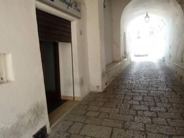 Ailano vendesi negozio 1 vani 130 Mq