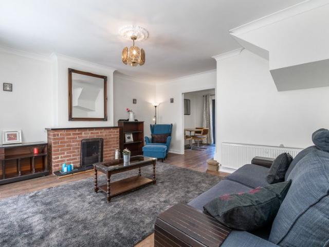 Ailesbury Mews, Sandymount, Dublin 4, D04 T3P2