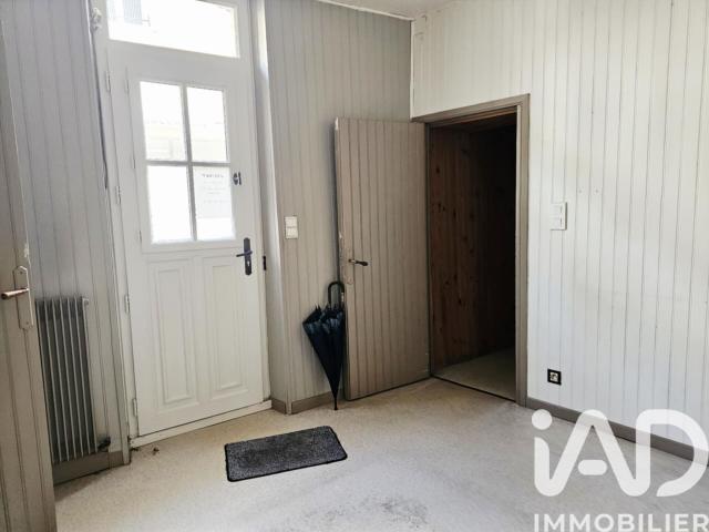 Aillant sur Tholon Vente Immeuble 89