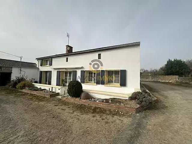 Airvault 79600 Achat / Vente maison 4 pièces t4 terrasse