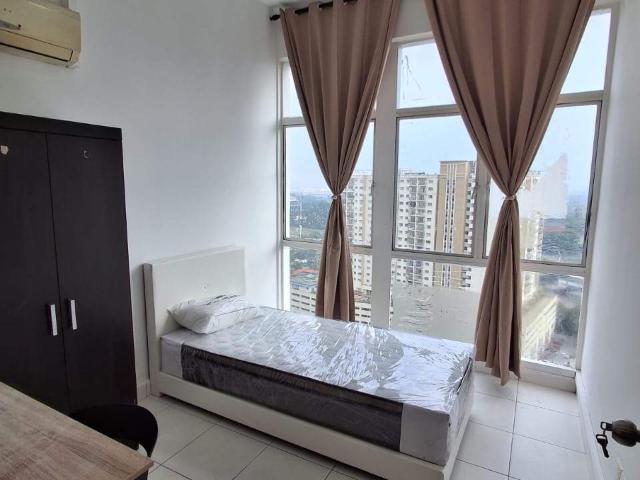 Air Cond Window Single Room 24HOUR SECURITY at Avenue Crest, Shah Alam, Batu 3, Sek 22，near Glenmar
