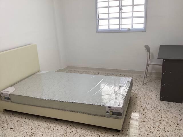 Air cond common room in Dover Road