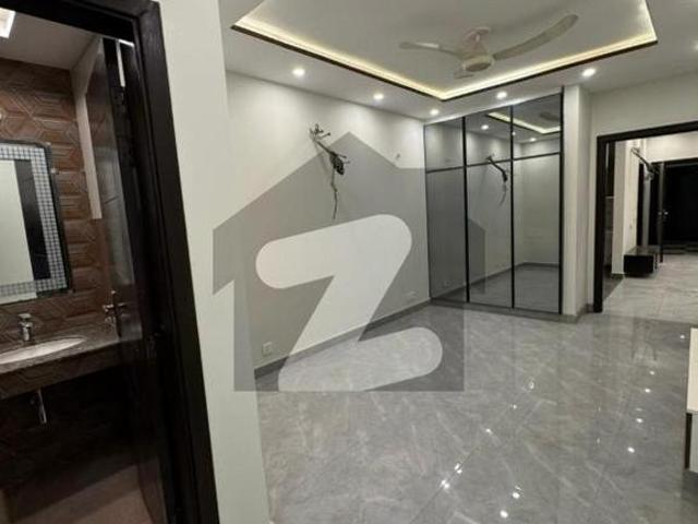 Air Avenue Luxury Apartment Tower B 2 Bed Apartment For Rent In Minimum Price DHA Phase 8 Ex Air Avenue