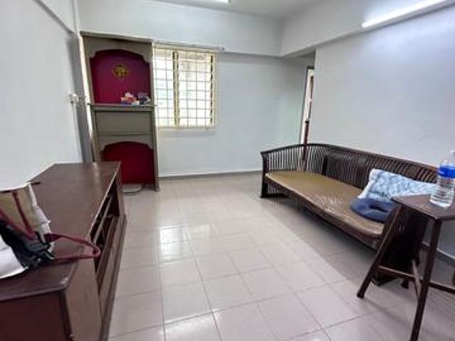Air Itam Desa Baiduri Flat Fully Renovated Partial Furnished Full Loan