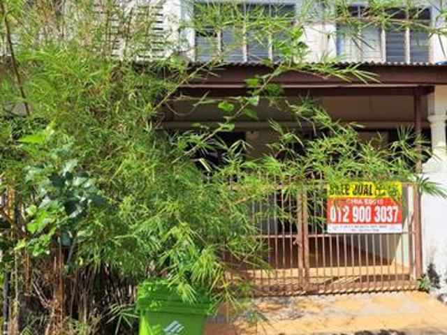 AIR PUTIH FREEHOLD 2storey Terrace