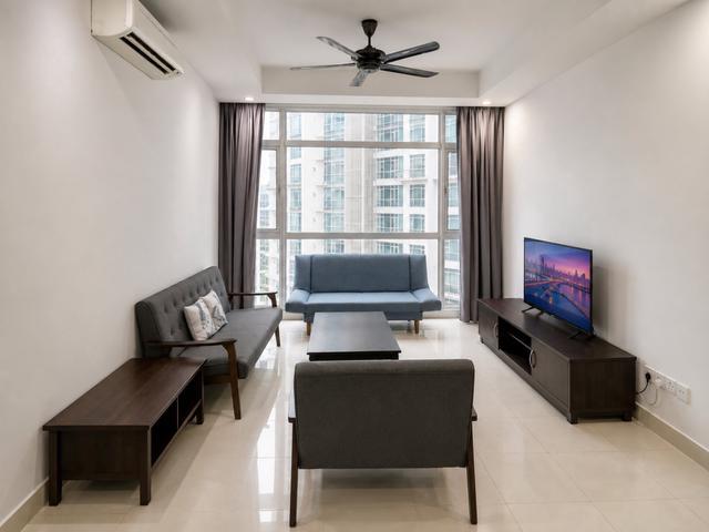 AIRCON Central residence F FURNISHED Kit cabinet Washer 2 PARKING MRT