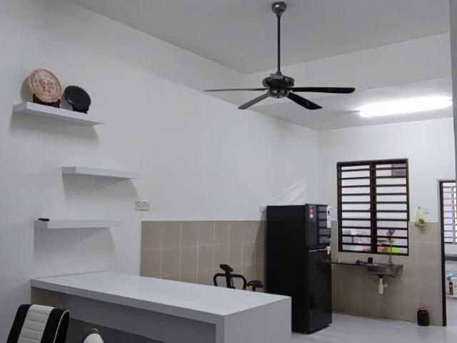Aircond Middle Room at Kuala Kangsar Road, Ipoh